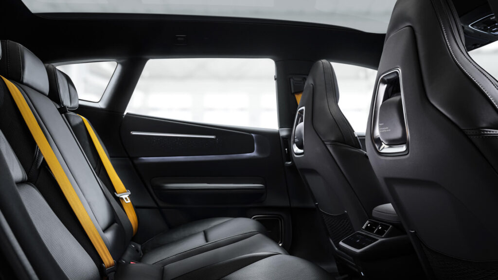 Polestar 4 SUV – bagsæder
