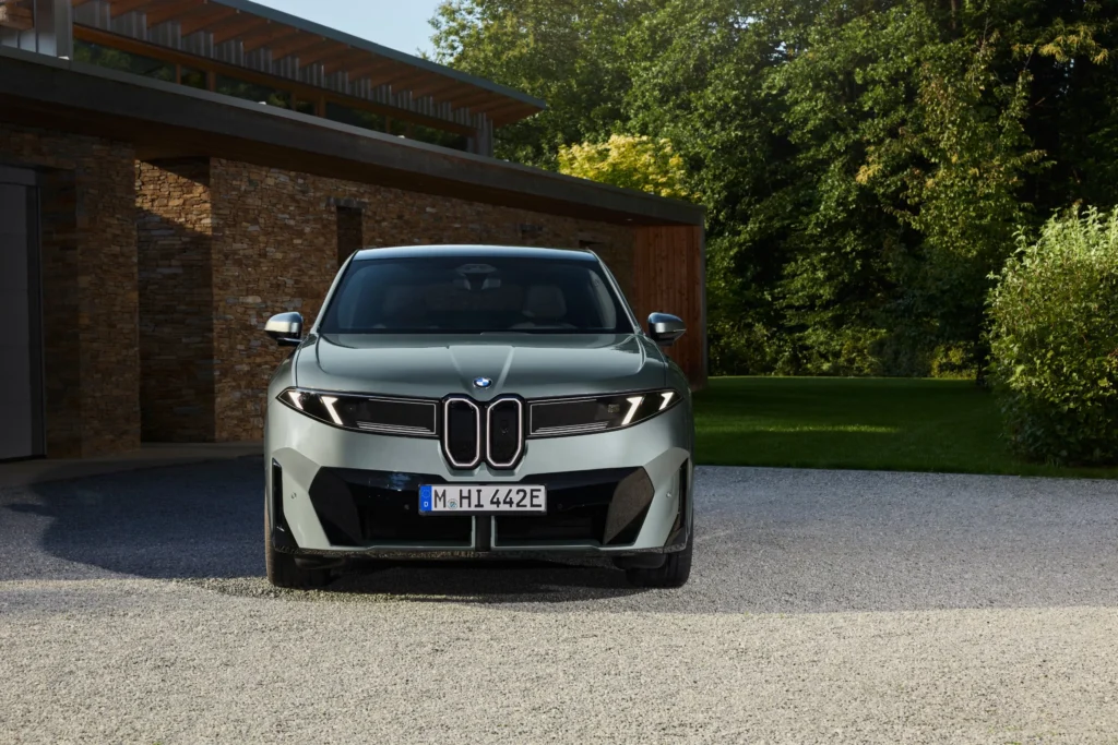 BMW iX4 – forfra