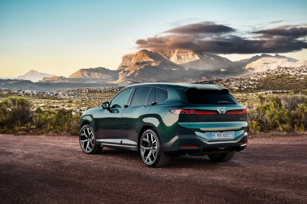 BMW iX5 – skrå bagfra