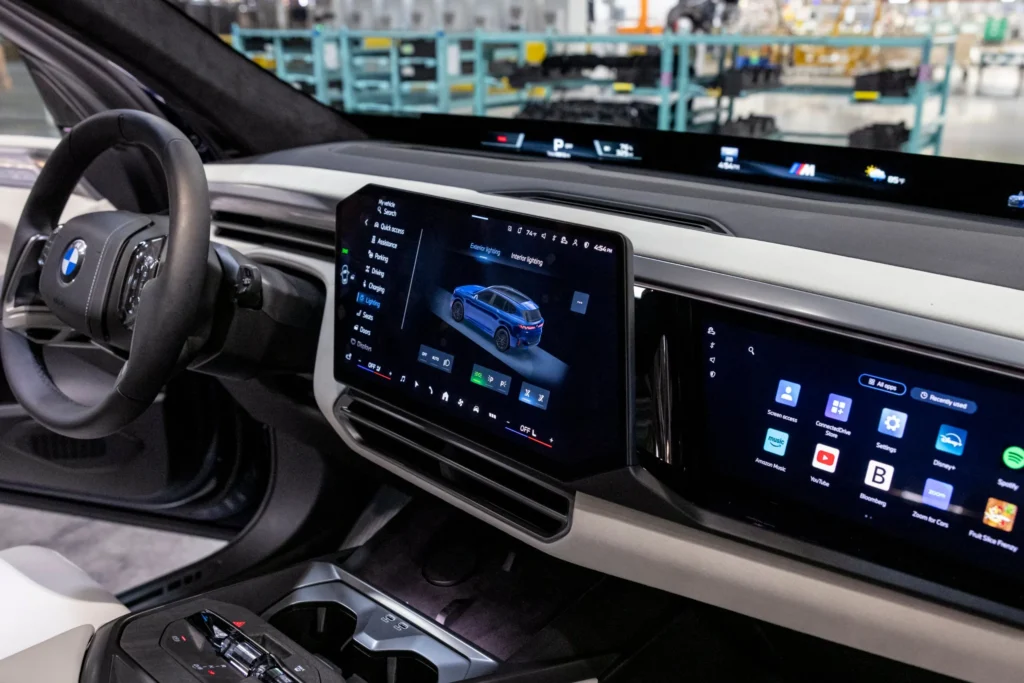 BMW iX5 – skærm