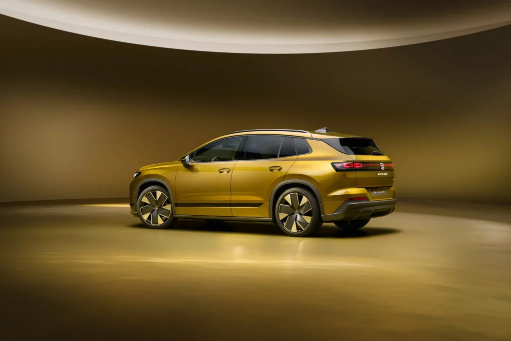 Volkswagen ID. Tiguan – skrå bagfra